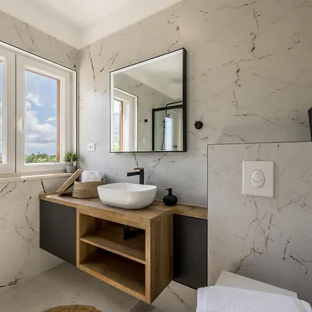 Oasis Kaštel Novi