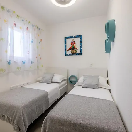 Oasis Villa Kaštel Novi