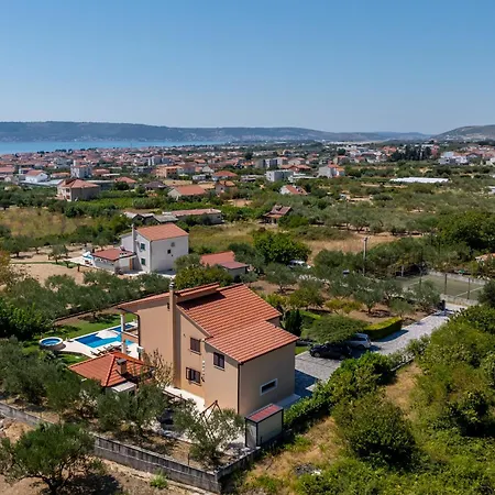 Villa Oasis *